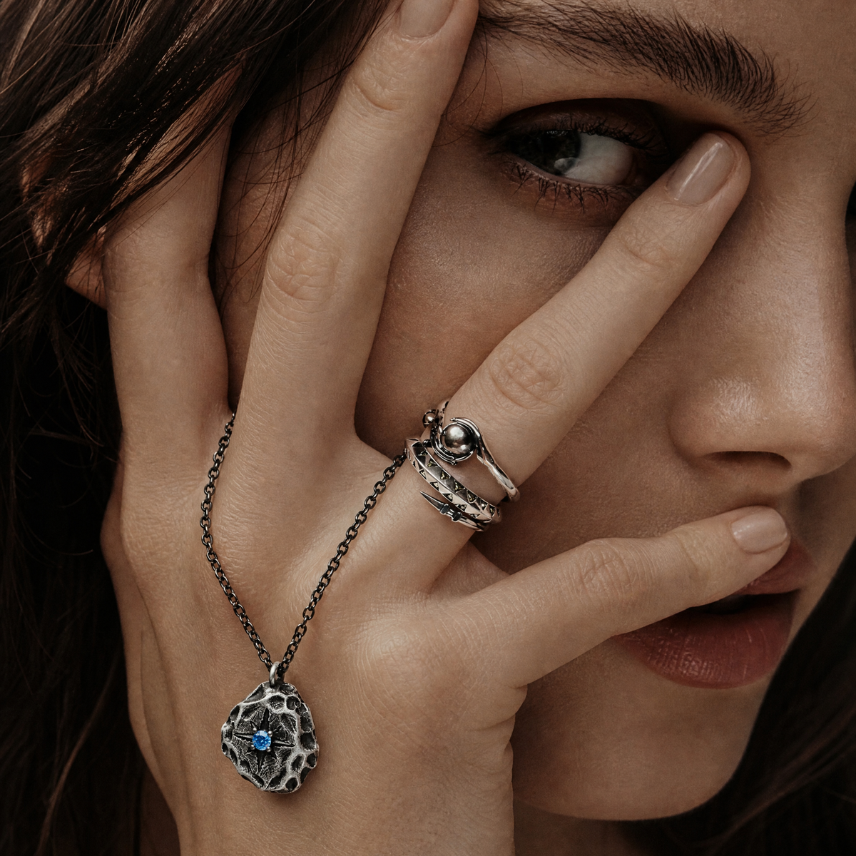 "Meteor" — 999 Fine Silver Necklace · Celestial Collection