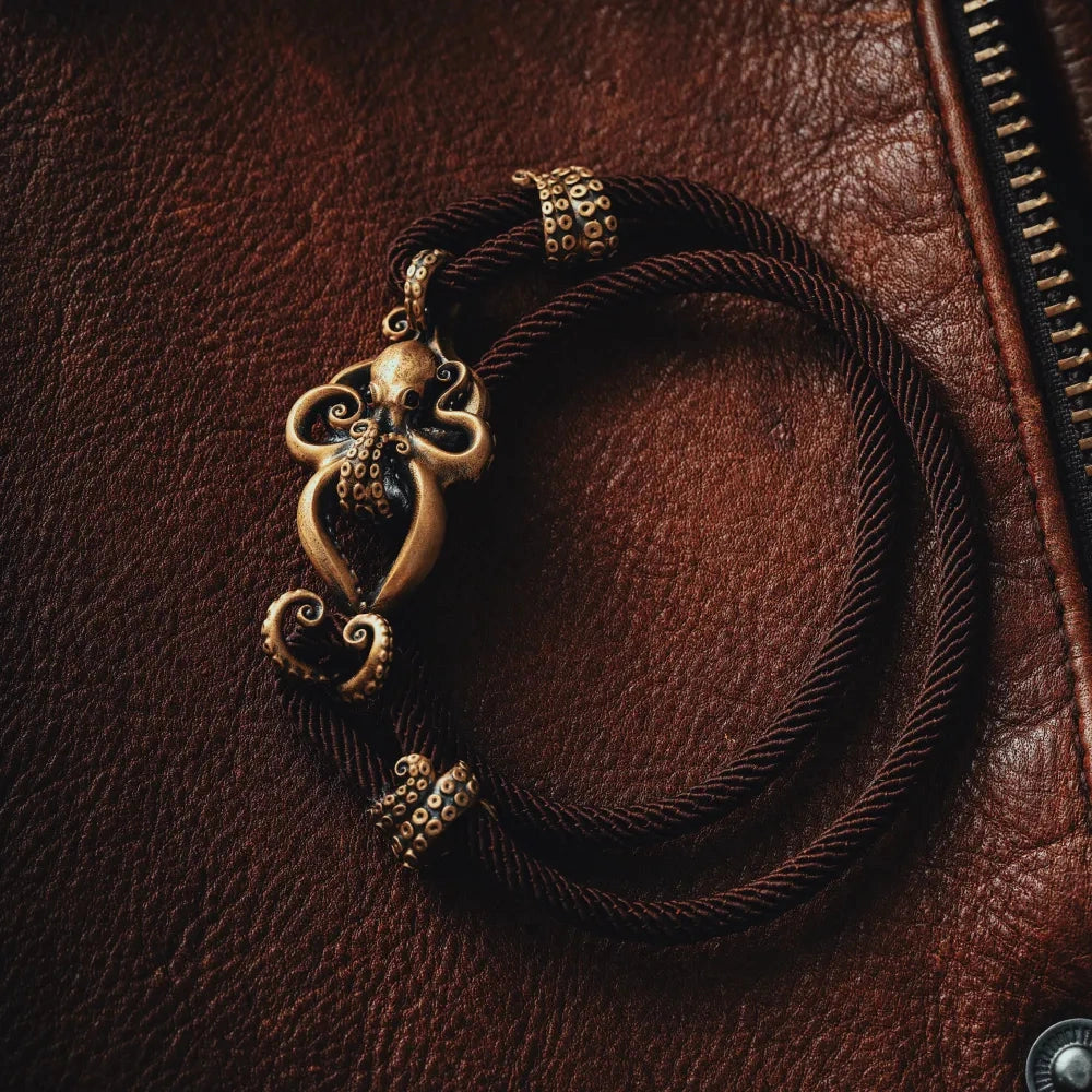 Brass Octopus Rope Bracelet Details 04