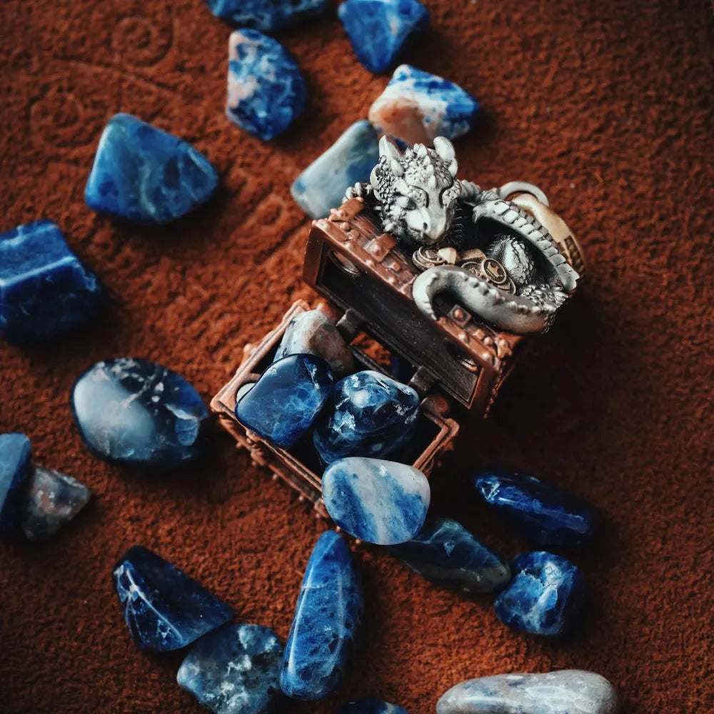 saltlume.com Dragon Treasure Chest Pendant - image 15