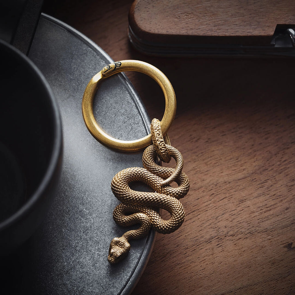 Electric Eel Key Ring with snake pendant