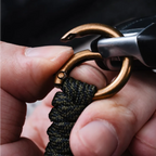 Messing-Paracord-Geflochtene Schlüsselanhänger-Details 06