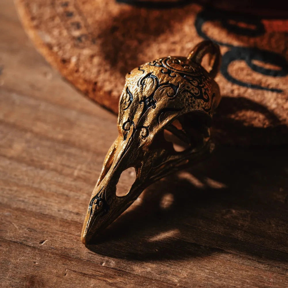 saltlume.com Raven Skull Pendant - image 2