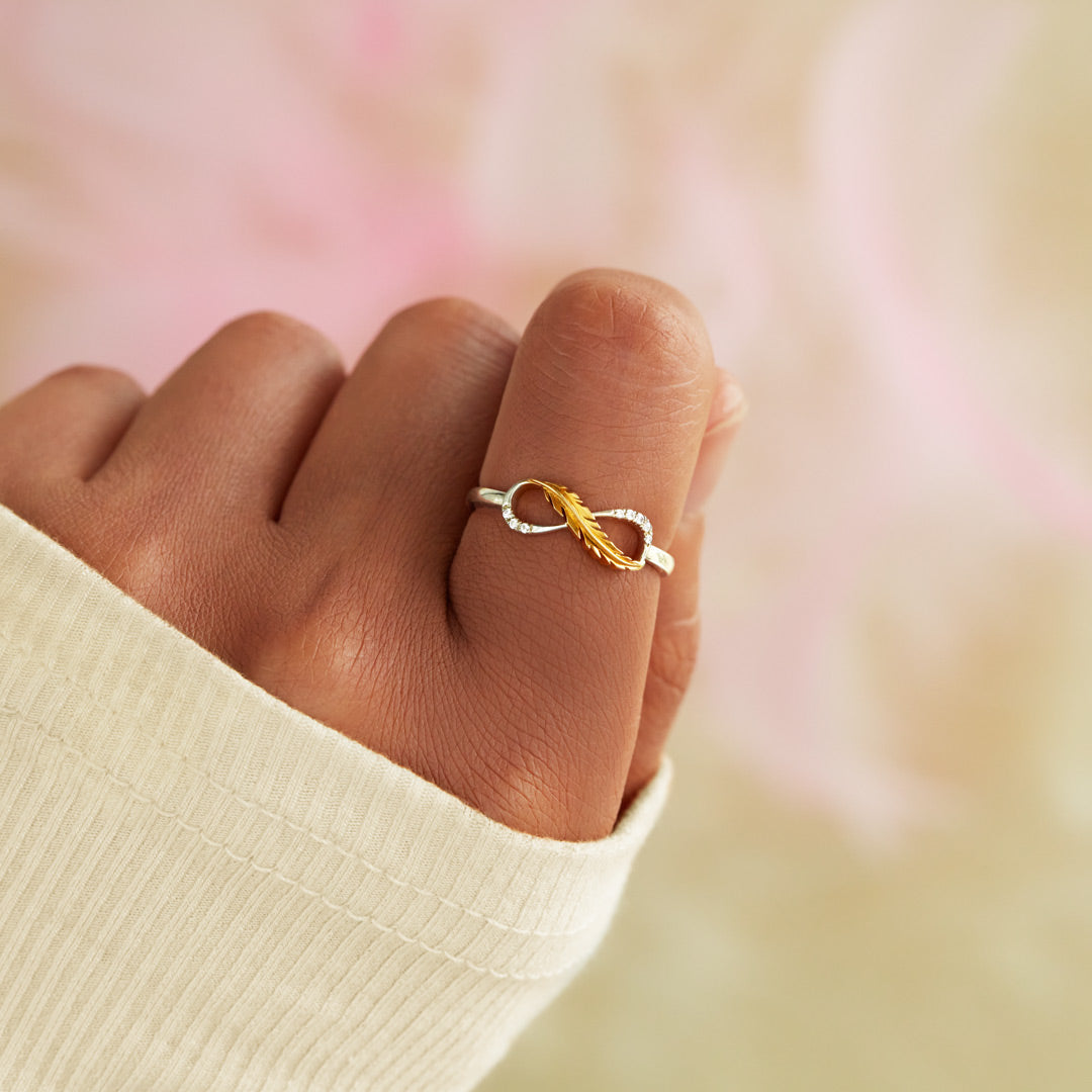 Plume Feather Infinity Ring