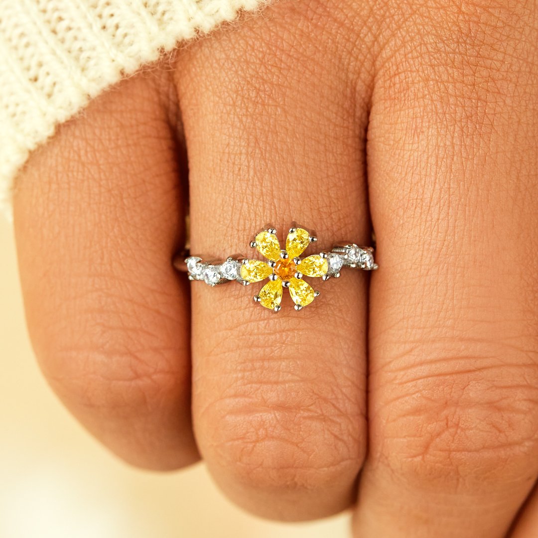 For Sisters Gem Flower Ring