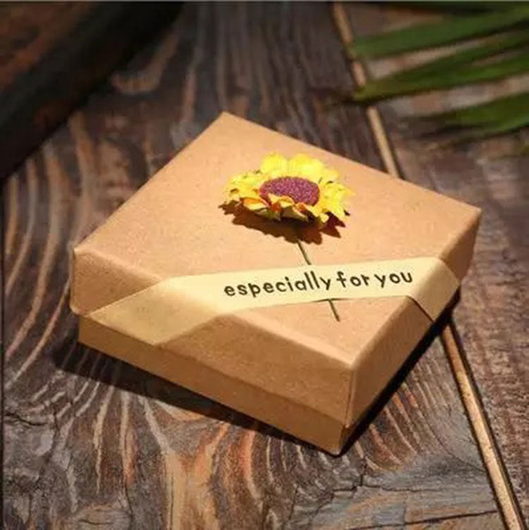 Cardinal Heart Pendant NecklaceThe Best Gifts For Your Loved Ones