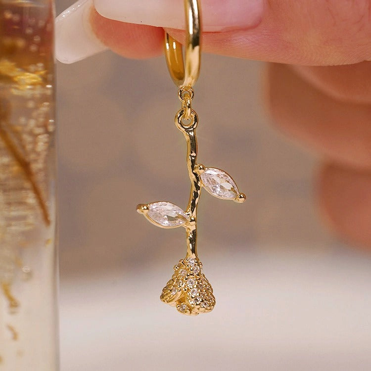 Rose Ear Clip