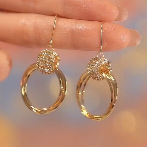 Sparkling Circle Earrings