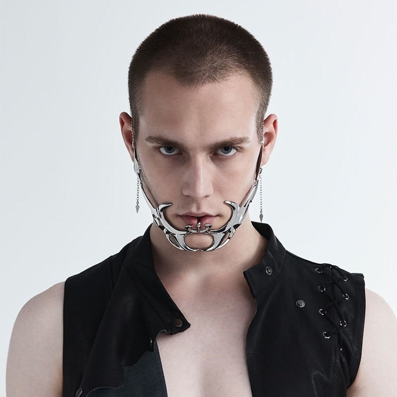 Gothic Metal Mechanical Fluid Face Earring Ornament