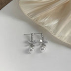 Shiny Bow Pearl Earrings