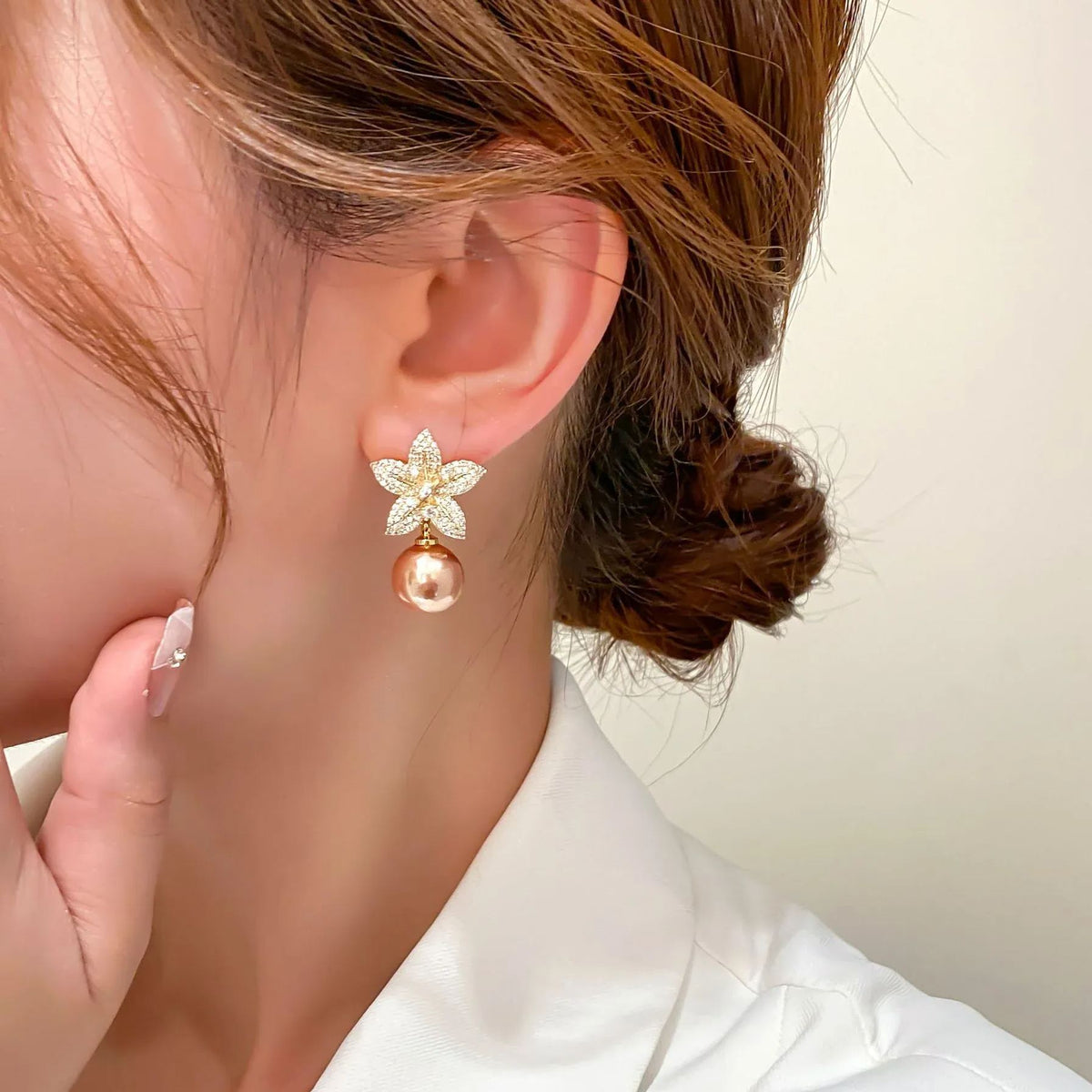 Sparkling Pearl Flower Earrings
