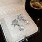 Zircon Snowflake Pearl Earrings