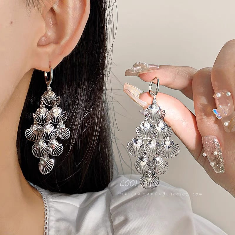 French Style Hollow Leaf Earrings