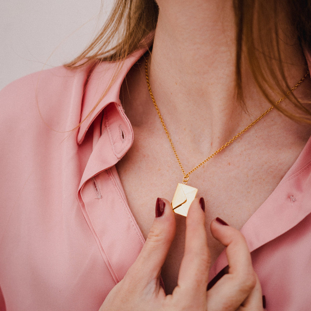 Customized Envelope Necklace