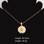 Openable Daisy Necklace