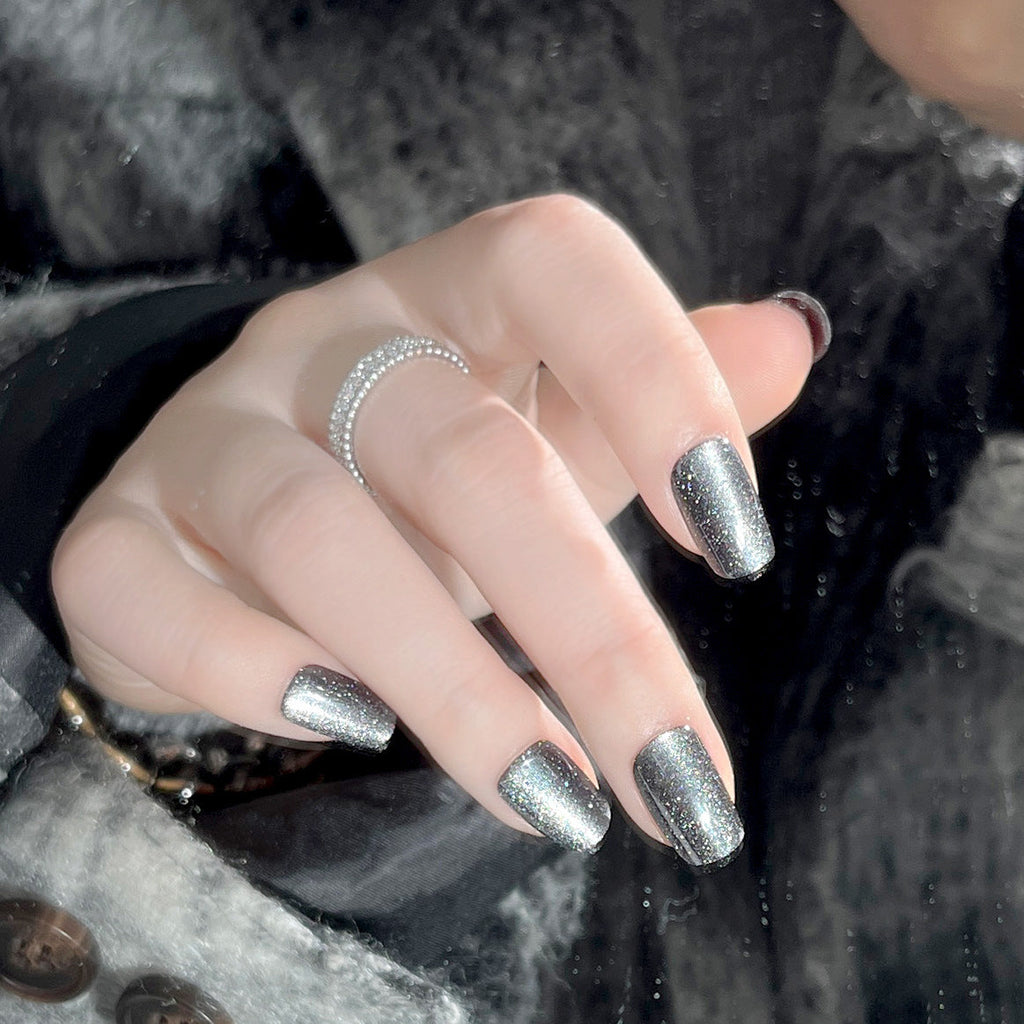 Shiny Cat Eye Fake Nails