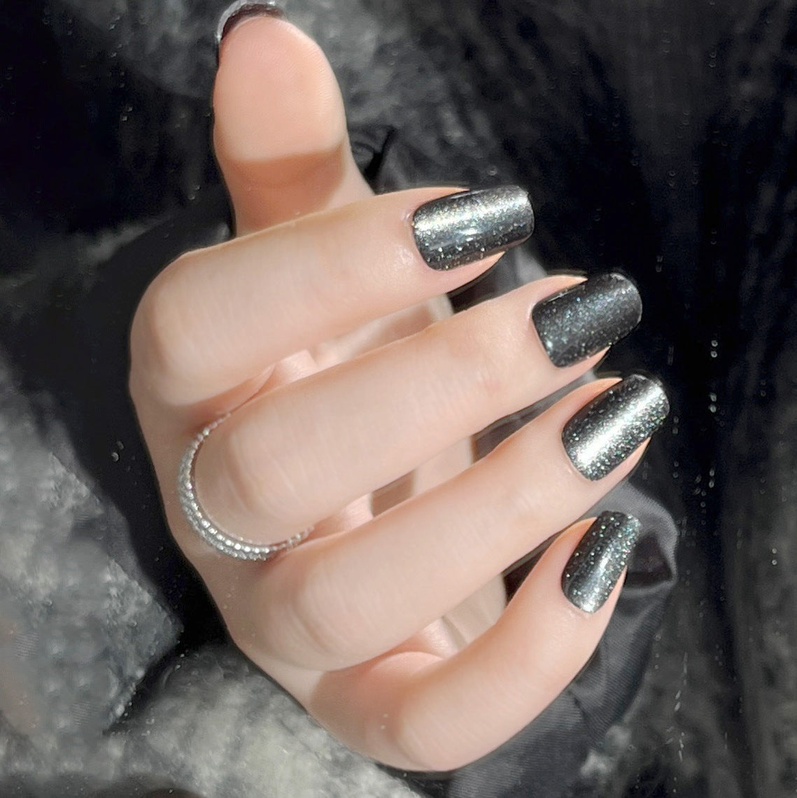Shiny Cat Eye Fake Nails