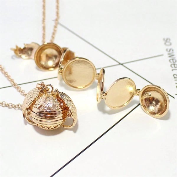 Expanding Photo Locket Necklace