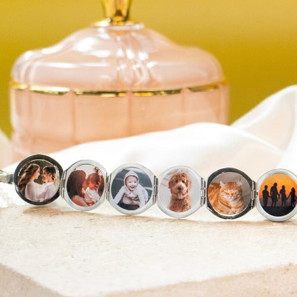 Expanding Photo Locket Necklace