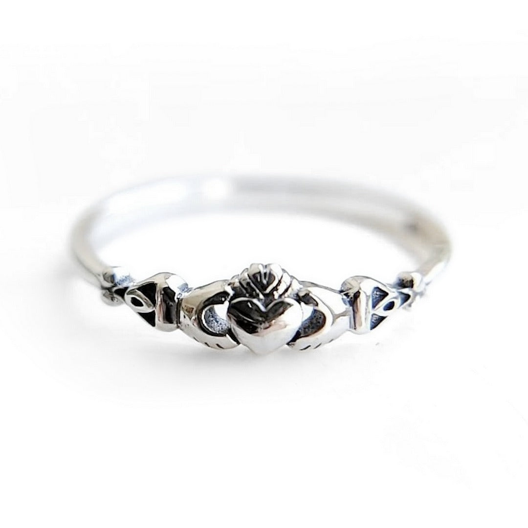 Dainty Minimalist Ring