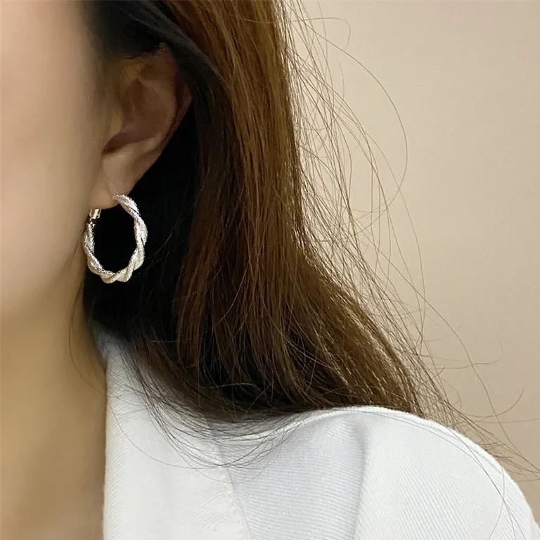 Minimalist Style Hoop Earrings